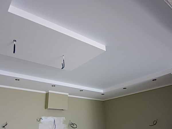 Пример многоуровневого натяжного потолка