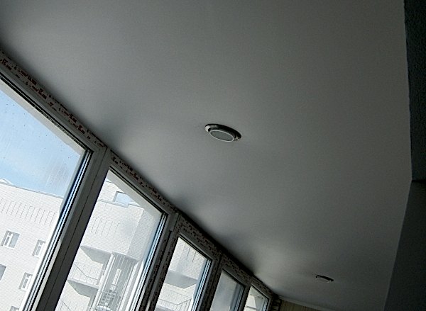 Натяжные потолки в Западном обходе