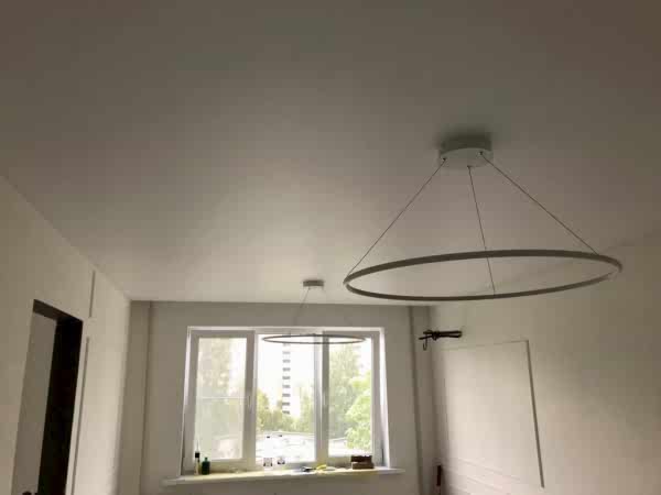 Стоимость сатинового потолка в кухне 12 м²