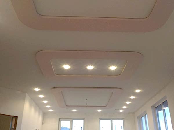 Многоуровневые натяжные потолки